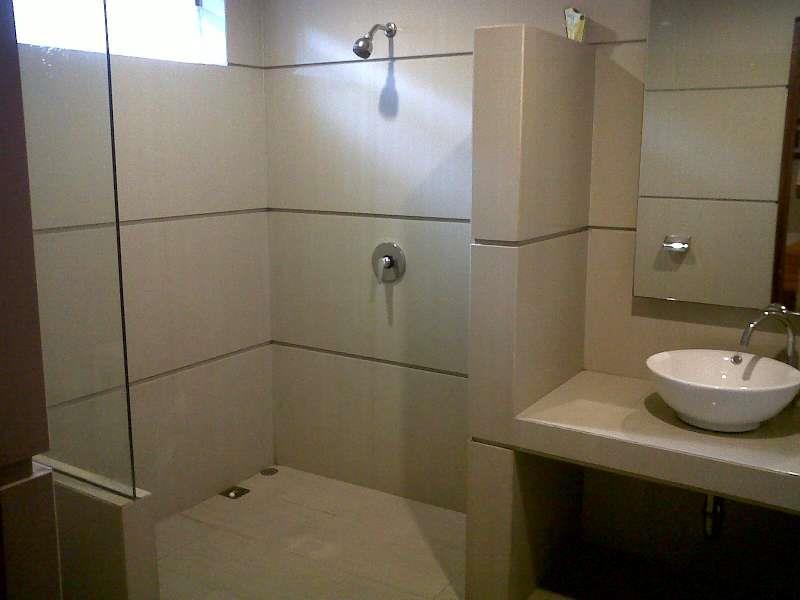 Surya Hotel 2*