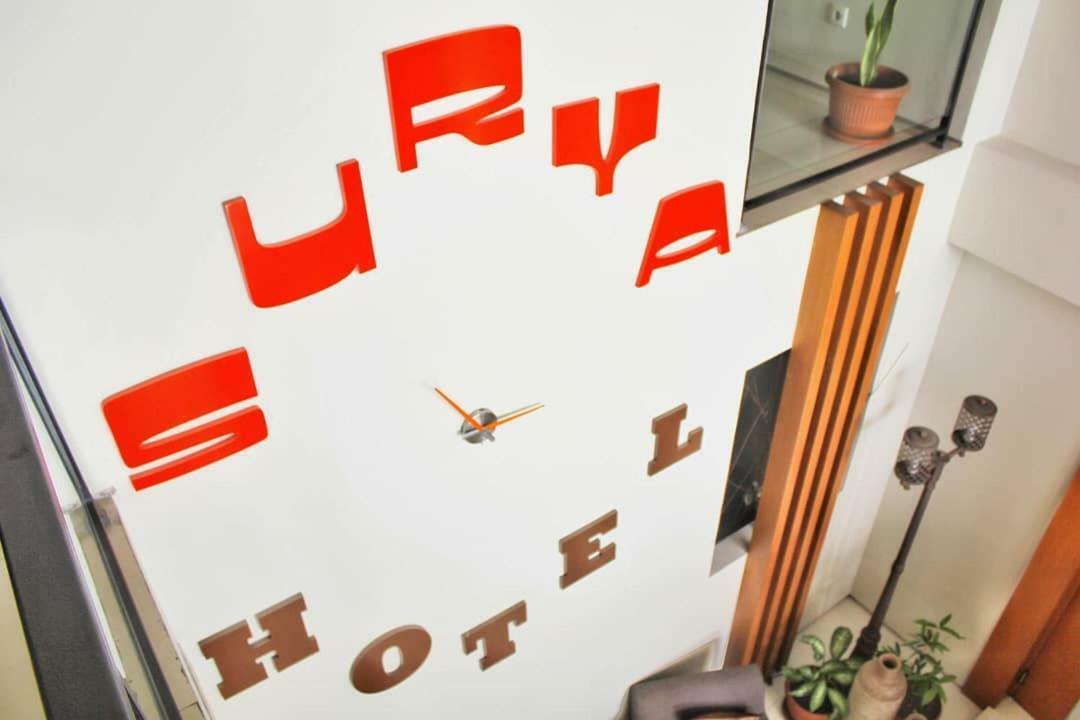 Hotel Surya 2*